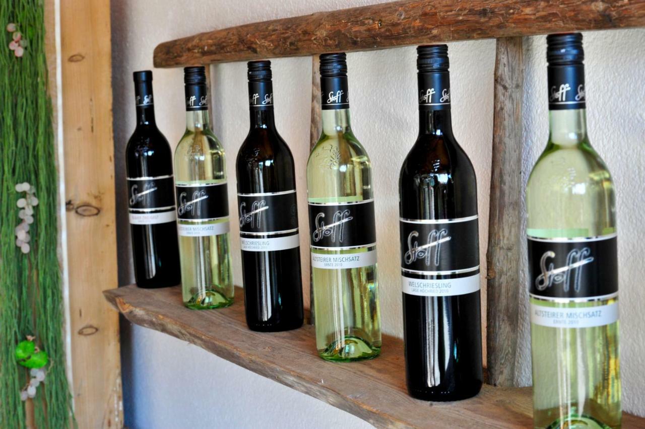 Bed and Breakfast Weingut Stoff Китцекк-им-Заузаль Экстерьер фото