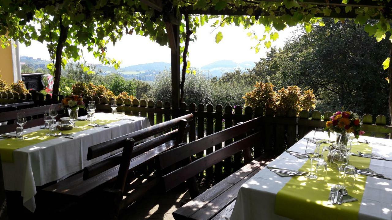 Bed and Breakfast Weingut Stoff Китцекк-им-Заузаль Экстерьер фото